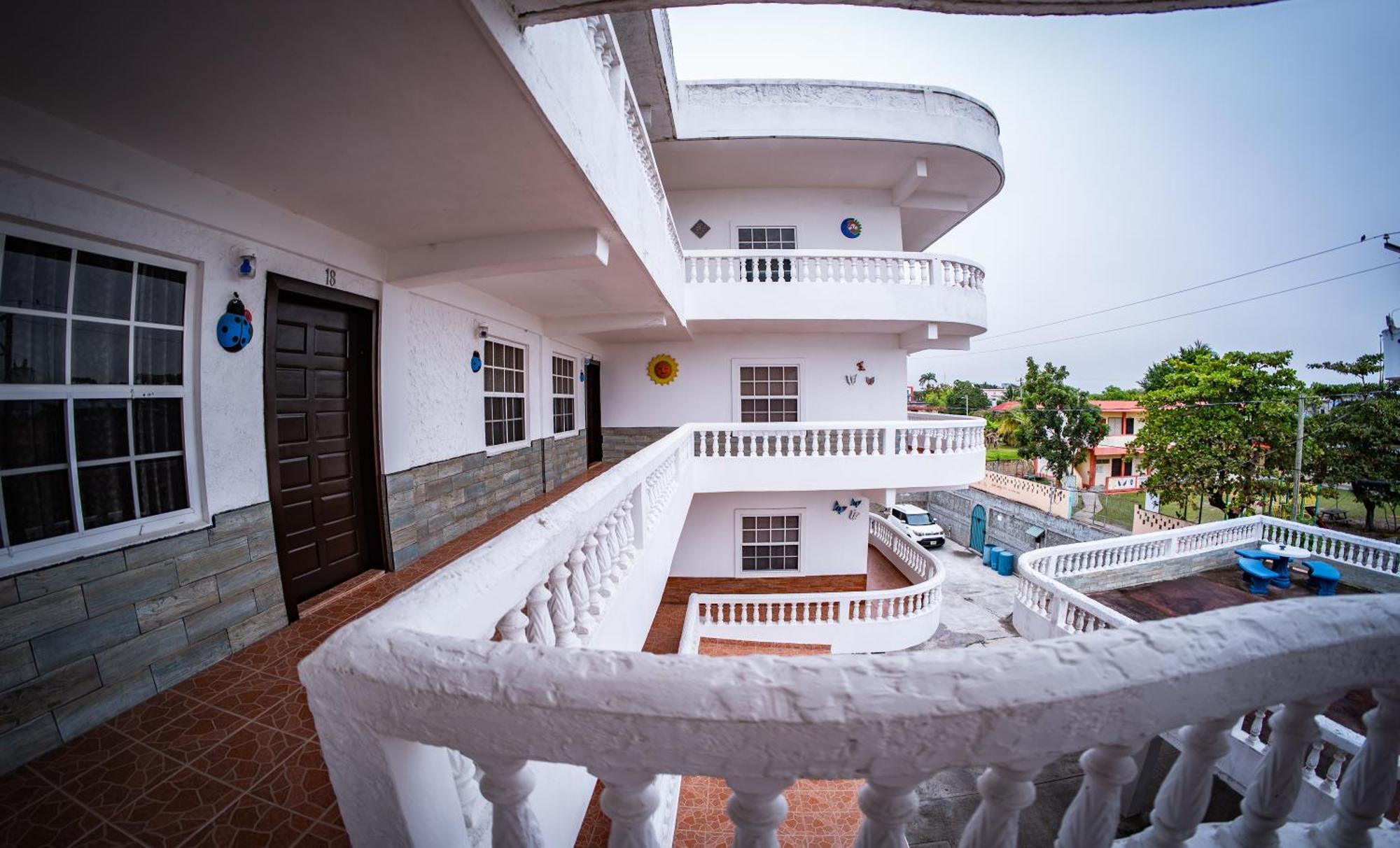 Las Palmas Hotel Corozal Zewnętrze zdjęcie